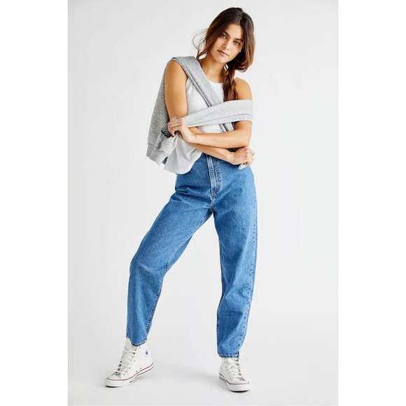 Levi’s premium HIGH LOOSE TAPER FIT WOMEN'S JEANS size 24 - Picture 3 of 11